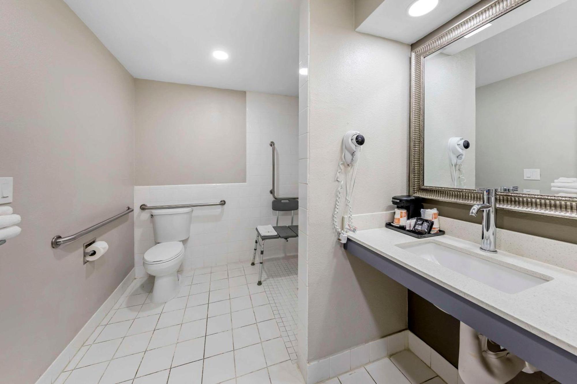 Quality Inn Kettleman City Near Hwy 41 מראה חיצוני תמונה