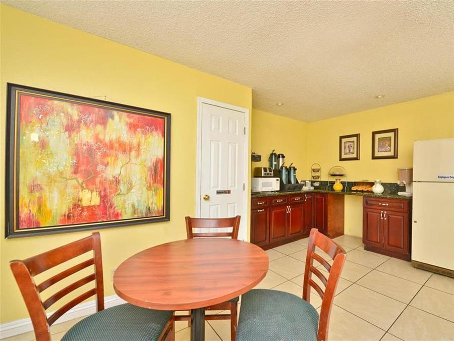 Quality Inn Kettleman City Near Hwy 41 מראה חיצוני תמונה